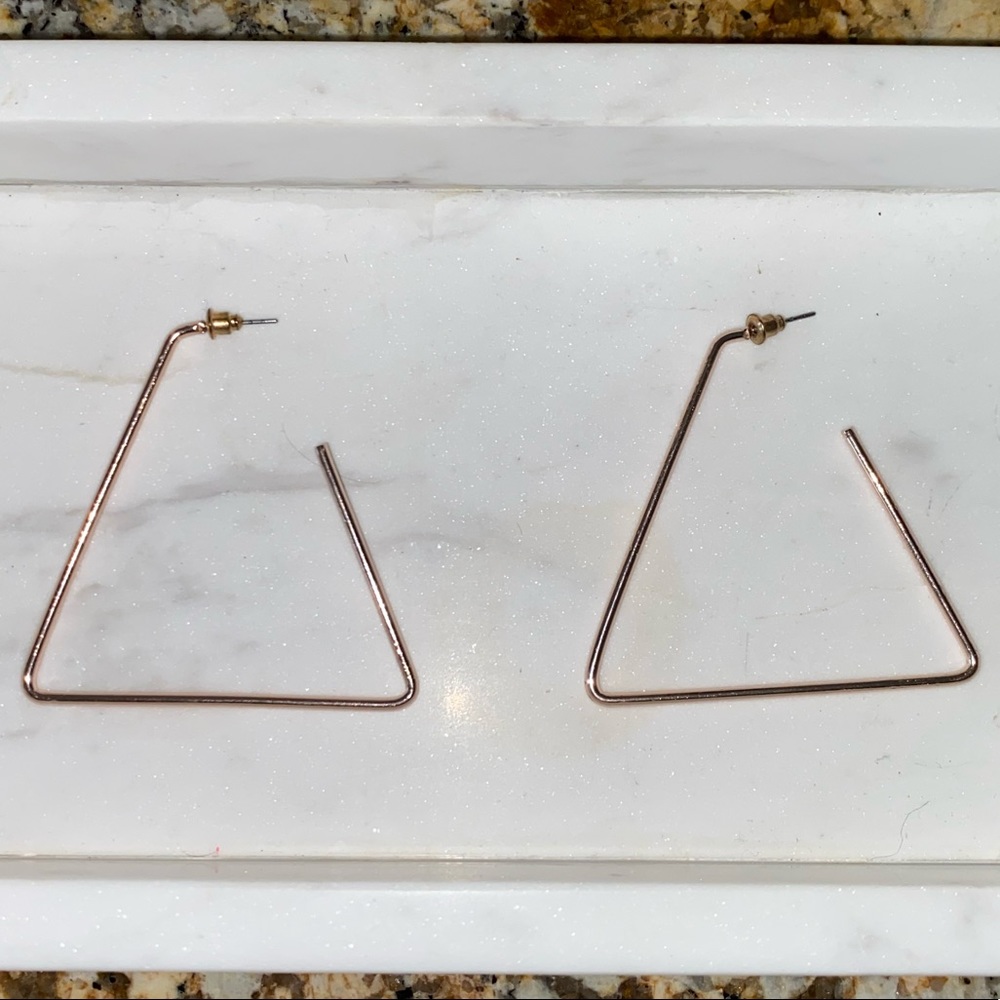 NWOT gold  triangle hoops